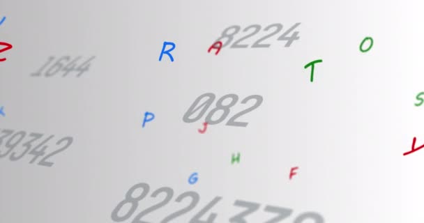 灰色の背景に浮かぶ複数の変化する数字とアルファベットのデジタルアニメーション 数学の研究と技術の概念 — ストック動画