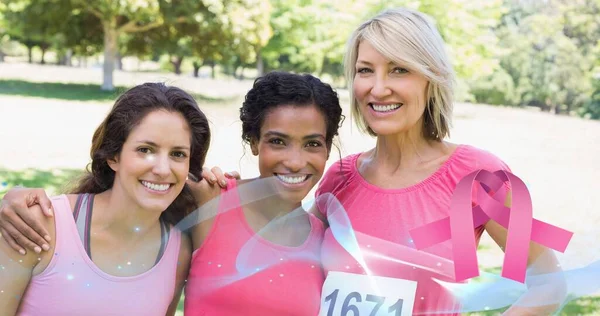 Composizione Del Nastro Rosa Del Cancro Seno Gruppo Donne Sorridenti — Foto Stock