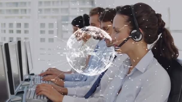Animation Globe Connections Business People Wearing Headsets Global Communication Business — Stock Video
