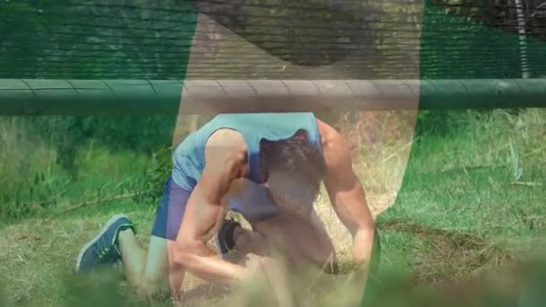 Animação Bandeira Nigeria Sobre Homem Musculoso Forte Superando Pista Conceito — Vídeo de Stock