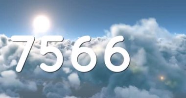 Bulutların ve gökyüzünün üzerinde büyüyen sayıların animasyonu. küresel sosyal medya, bağlantılar, iletişim ve teknoloji konsepti dijital olarak oluşturulmuş video.