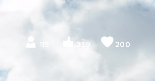 Animación Iconos Números Redes Sociales Que Crecen Sobre Nubes Cielo — Vídeos de Stock