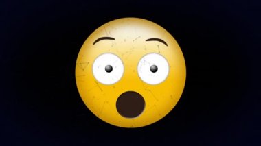 Siyah arkaplanda şok olmuş emoji simgesinin animasyonu. küresel sosyal medya ve iletişim konsepti dijital olarak oluşturulmuş video.