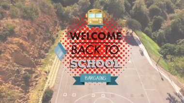 Spor sahasında okula dönüş metninin animasyonu. eğitim, geliştirme ve öğrenme konsepti dijital olarak oluşturulmuş video.