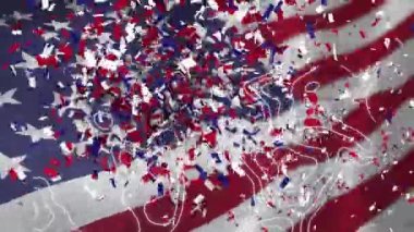Çizgilerin ve kırmızı, beyaz ve mavi konfetilerin Amerikan bayrağını sallayarak düşüşünün animasyonu. Vatanseverlik, bağımsızlık ve kutlama konsepti dijital olarak oluşturulmuş video. Temmuz 'un