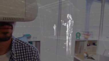 Ofiste çalışan iş adamının veri işleme animasyonu. küresel iş, bağlantılar, dijital arayüz ve teknoloji konsepti dijital olarak oluşturulmuş video.