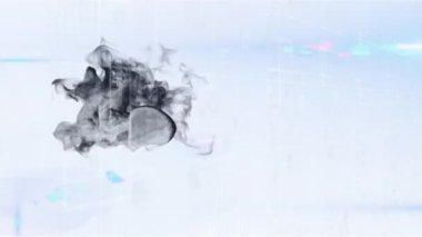 Beyaz zemin üzerinde veri işleme ile birden fazla ekranda siyah duman etkisi. bilgisayar arayüzü ve teknoloji kavramı