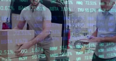 Teslimatçı ve minibüs üzerinden finansal veri işleme animasyonu. küresel gönderim, dağıtım, iş, veri işleme ve teknoloji konsepti dijital olarak oluşturulmuş video.