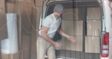 Teslimatçı ve minibüsle ilgili istatistik ve finansal veri işleme animasyonları. küresel gönderim, dağıtım, iş, veri işleme ve teknoloji konsepti dijital olarak oluşturulmuş video.