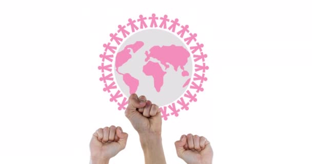 飼育された拳の上に複数のピンクの地球のロゴのアニメーション 乳がん認知キャンペーンのコンセプトデジタル生成ビデオ — ストック動画
