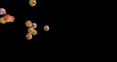 Siyah arka planda yüzen çoklu yüz emojilerinin dijital animasyonu. Sosyal medya ağı ve teknoloji kavramı