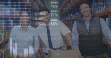 Depoda çalışanların finansal veri işleme animasyonları. küresel sevkiyat, dağıtım ve bağlantılar konsepti dijital olarak oluşturulmuş video.