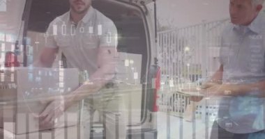 Teslimatçı ve minibüsle ilgili istatistik ve finansal veri işleme animasyonları. küresel gönderim, dağıtım, iş, veri işleme ve teknoloji konsepti dijital olarak oluşturulmuş video.