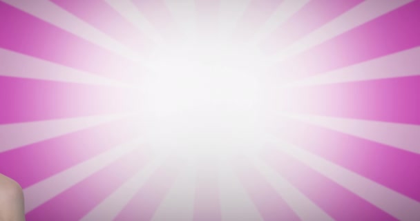 若い女性に乳がんのテキストとピンクリボンアンカーロゴのアニメーション 乳がん認知キャンペーンのコンセプトデジタル生成ビデオ — ストック動画