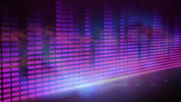 積み上げられた紫色の長方形の光の上を移動する輝く白い蒸気のアニメーション エンターテイメント デジタルインターフェースの背景概念デジタルで生成されたビデオ — ストック動画