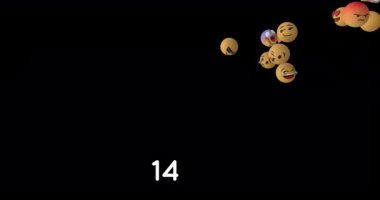 Yuvarlak kırmızı pankarttaki sayılar siyah arkaplanda yüzen birçok yüz emojisi üzerinde artıyor. Sosyal medya ağı ve teknoloji kavramı