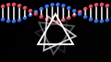 Birden fazla hareket eden üçgenin üzerindeki DNA iplikçiklerinin animasyonu. küresel bilim, dijital arayüz ve veri işleme kavramı dijital olarak oluşturulmuş video.