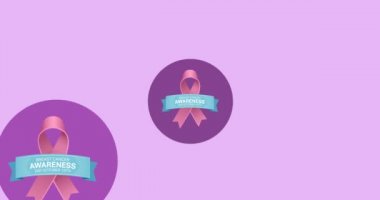 Pembe arka planda birden fazla pembe kurdele logosu ve göğüs kanseri metni görünüyor. Göğüs kanseri pozitif farkındalık kampanyası konsepti dijital olarak üretildi.