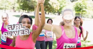Bir grup gülümseyen kadın üzerinde çeşitli kız gücü metinlerinin animasyonu. Göğüs kanseri pozitif farkındalık kampanyası konsepti dijital olarak üretildi.