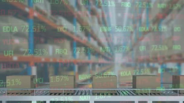 倉庫に対するコンベアベルト上の複数のデリバリーボックス上の株式市場データ処理 輸送事業のコンセプト — ストック動画
