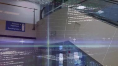 Havaalanında dijital tablet kullanan işadamının orta kesimine karşı borsa veri işlemesi. küresel ekonomi ve iş teknolojisi kavramı