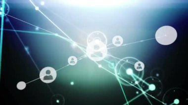 Siyah arkaplan üzerindeki simgelerle bağlantı ağlarının animasyonu. küresel bağlantılar, dijital arayüz, dijital olarak oluşturulan veri işleme konsepti.