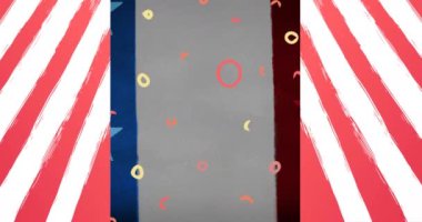 Amerikan bayrak yıldızları ve şeritleri üzerinde İşçi Bayramı metni animasyonu. Vatanseverlik ve kutlama konsepti dijital olarak oluşturulmuş video.