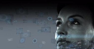 Kapsam taraması ve kadın üzerinde veri işleme animasyonu. dijital arayüz, iletişim ve teknoloji konsepti dijital olarak oluşturulmuş video.