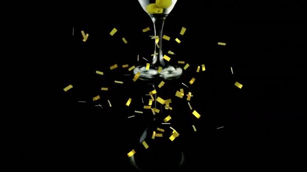 Animatie Van Gouden Confetti Vallend Glas Wijn Met Olijven Zwarte — Stockvideo