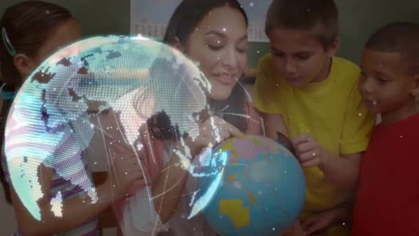 Senderos Luz Por Todo Mundo Sobre Maestras Enseñando Geografía Estudiantes — Vídeo de stock