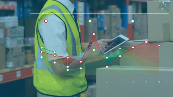 Animação Diagrama Sobre Homem Usando Tablet Armazém Conceito Global Transporte — Vídeo de Stock