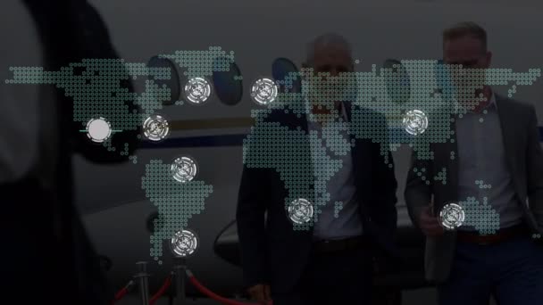 Connecting Dots World Map Two Caucasian Businesmen Talking Each Other — Stock Video