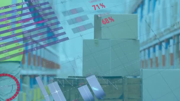 Animação Estatísticas Processamento Dados Sobre Homem Usando Tablet Trabalhando Armazém — Vídeo de Stock