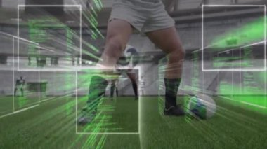 Stadyumdaki ragbi oyuncuları üzerinde veri işleme animasyonu. global spor, fitness ve veri işleme konsepti dijital olarak oluşturulmuş video.