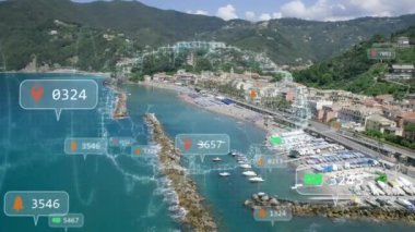 Şehir manzarası üzerinde sosyal medya simgelerinin canlandırılması. küresel sosyal medya, bağlantılar ve dijital arayüz konsepti dijital olarak oluşturulmuş video.