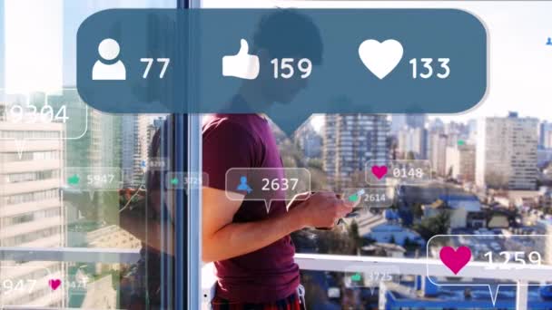 Digitale Pictogrammen Meerdere Spraakbellen Met Toenemende Aantallen Tegen Mens Met — Stockvideo