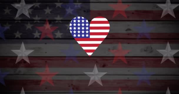 Animación Corazón Coloreado Con Bandera Americana Sobre Fondo Madera Patriotismo — Vídeo de stock