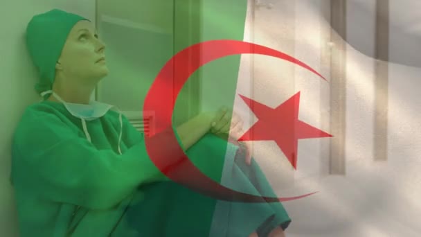 Digitale Samenstelling Van Algeria Vlag Zwaaiend Tegen Gestresste Blanke Vrouwelijke — Stockvideo