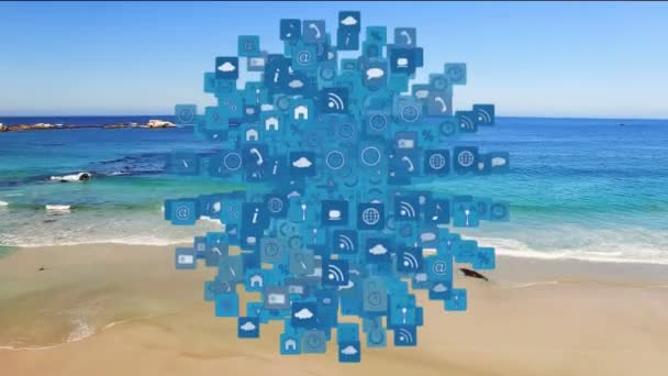 Animacja Kuli Ikon Cyfrowych Unoszących Się Nad Morzem Globalny Internetowy — Wideo stockowe