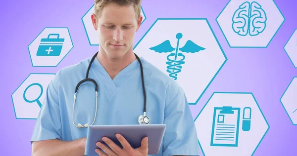 紫の背景にデジタルアイコン上の男性医師の組成 インフルエンザ ウイルス 予防接種の概念がデジタルで生成された画像 — ストック写真