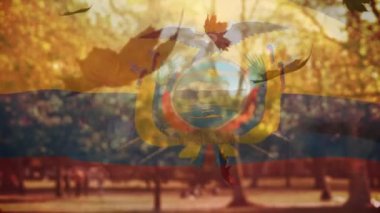 Ekvador 'un çoklu sonbahar yaprakları üzerinde bayrak sallayan dijital bileşimi parka doğru düşüyor. Sonbahar mevsimi konsepti