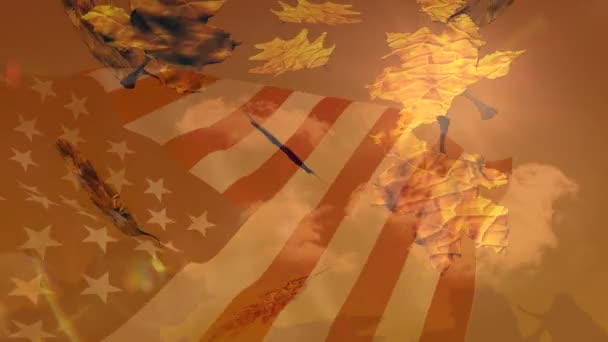 Digitální Složení Americké Vlající Vlajky Nad Podzimním Listím Padající Mraky — Stock video