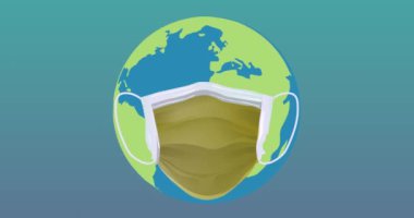 Virüs hücrelerinin üzerindeki yüz maskesi animasyonu. küresel covid 19 salgın konsepti dijital olarak oluşturulmuş video.