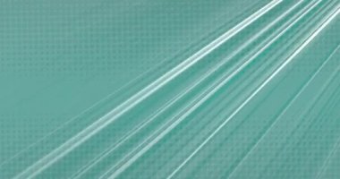 Gri arkaplanda beyaz ışıkta uçan renkli balonların animasyonu. parti ve kutlama konsepti dijital olarak oluşturulmuş video.