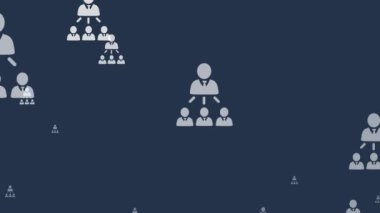 Mavi arkaplanda medya simgeleri ve okların canlandırılması. iletişim teknolojisi, veri paylaşımı ve dijital arayüz konsepti dijital olarak oluşturulmuş video.