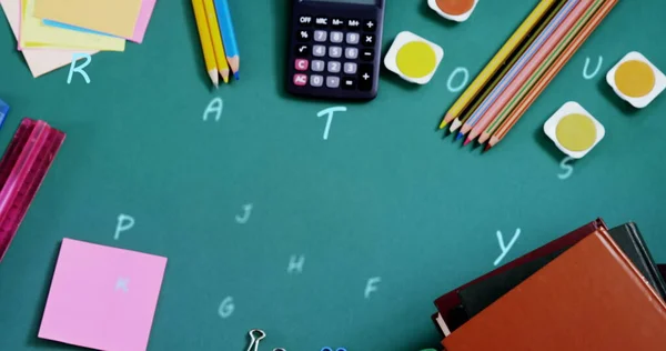 Composição Digital Vários Alfabetos Flutuando Contra Equipamentos Estacionários Escolares Superfície — Fotografia de Stock