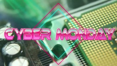 Ana karttaki mikroişlemci bağlantılarına karşı neon pankartın üzerindeki siber pazartesi metni. satış indirimi ve perakende iş konsepti