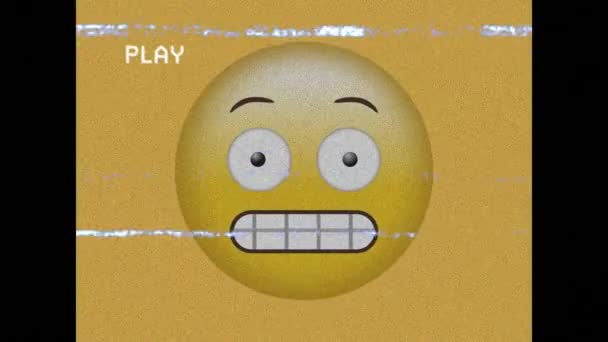 Digitale Animatie Van Vhs Glitch Effect Grimmige Gezicht Emoji Gele — Stockvideo