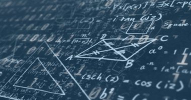 Mavi arkaplandaki matematiksel denklemlere karşı ikili kodlama veri işlemesinin dijital görüntüsü. okul ve eğitim kavramı