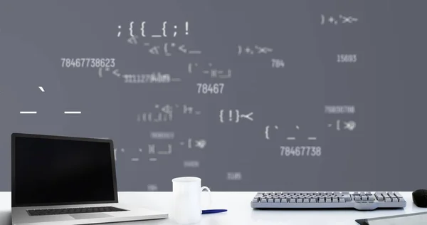 Цифрове Зображення Ноутбука Чашки Кави Декілька Змінних Чисел Символів Сірому — стокове фото